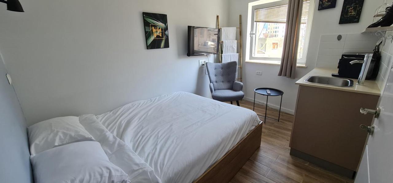 Aju Ben Yehuda 23 Apartman Jeruzsálem Kültér fotó